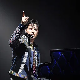 Elvis Rocks Vegas – Long Beach Symphony Pops
