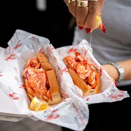 Cousins Maine Lobster