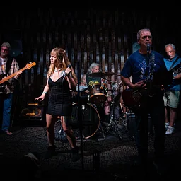 LIVE Music: Cinnamon Whiskey