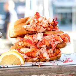 Cousin's Maine Lobster