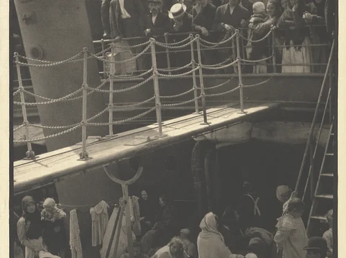 Moment in Time: A Legacy of Photographs | Works from the Bank of America Collection