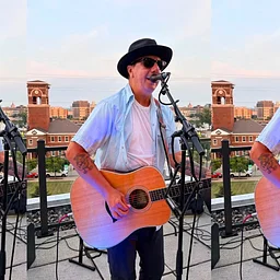Live Music: Troy Heinz