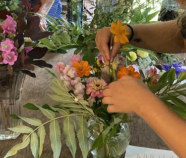 Brunch & Bouquets: Flower Arrangement Workshop