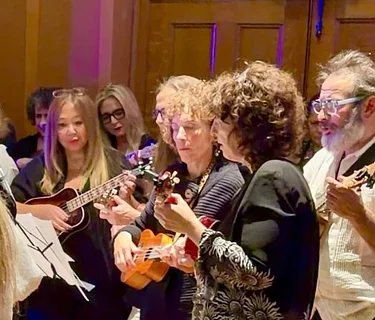 Rockland Ukulele Orchestra: Summer session