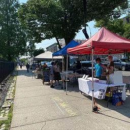 Riseboro Farmer's Market @ ISP