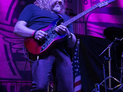 Live Music: Mark Dunn