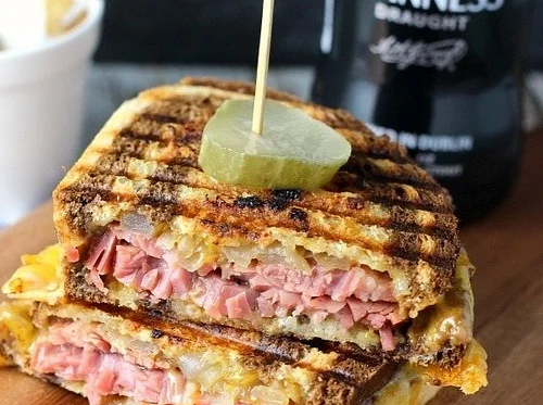 Food Truck: Uncle Cam's Sandwiches