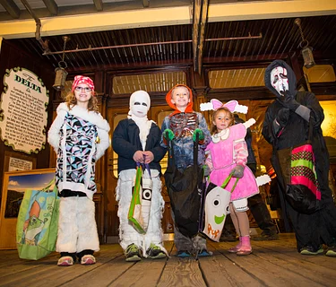 Hauntober Costume Contest, Parade and Safe Trick or Treating