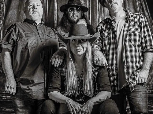 Heather Linn and the Deacons BIRTHDAY BASH!!! Live @ The Hochatown Saloon