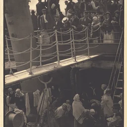 Moment in Time: A Legacy of Photographs | Works from the Bank of America Collection