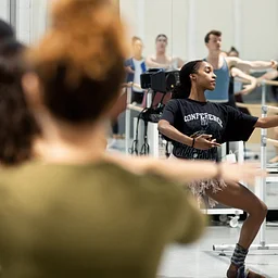 Beginner / Intermediate Ballet Class