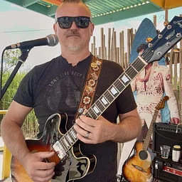 Live Music: Josh Pryor