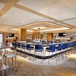 Thanksgiving Day at The Apron Kitchen + Bar