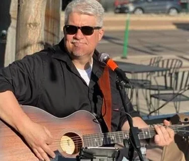 LIVE MUSIC - CHRIS KOLTAK