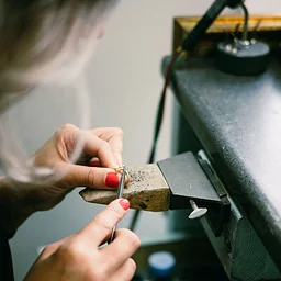 Intermediate Metalsmithing Guided Studio Wednesday 6-week Artist Series