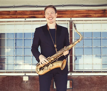 Håkon Kornstad, saxophone & operatic tenor – The Tenor Who Plays Tenor