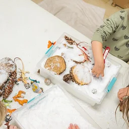 11/28, 12/5, 12/12: Santa’s Craft Corner