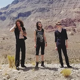 Moon Darling (Free show)