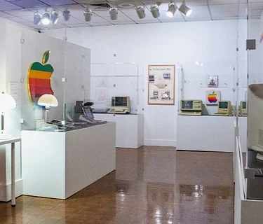 Afternoon Talk & Walk: “What Is This Thing Called the Internet?” with Dr. Ward Deutschman