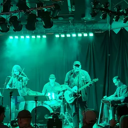 Live Music - The Repairmen