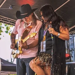 Live Music with Crystal Shawanda