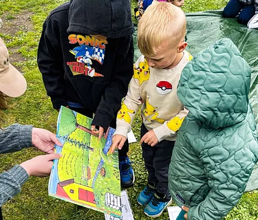 Storybook Stroll: Too Many Pumpkins by Linda White