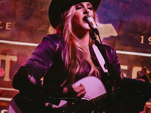 Groove & Grub: Kendi Jean and Conchitas Food Truck