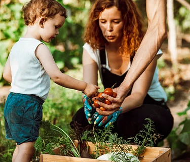 Down to the Garden (Family Friendly!)