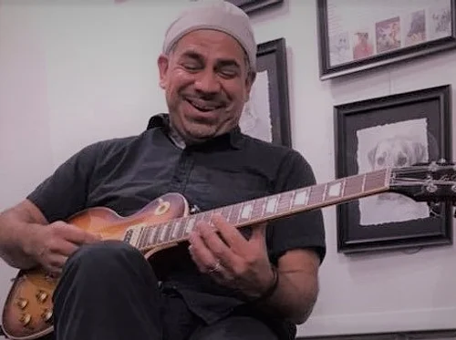 Easy Sundays with Live Music by Frank Matta