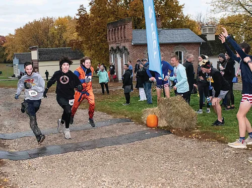Living History Farms Race