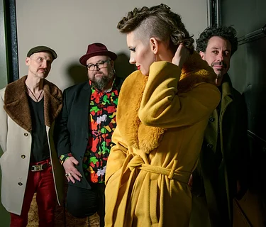 The Claudettes - GARAGE GLAMOUR Album Release