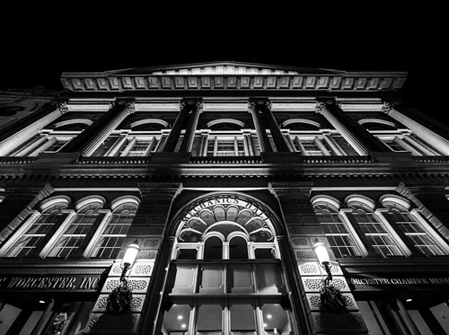 Portraits Gallery & History of the Hall