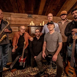 Concerts in the Courtyard: Soul Porpoise