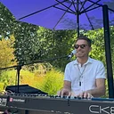 Breathless Bubbles & Music Summer Series – Nick Foxer