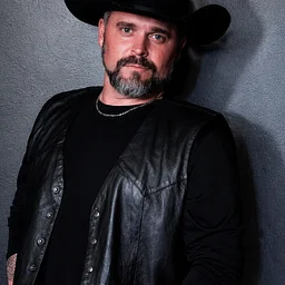 Live Music: Curtis Eugene