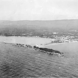 Harbor History Walking Tours
