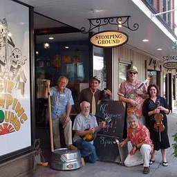 Free concert with the KC Moaners Jug Band!