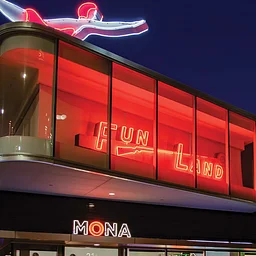Field Trip Museum of Neon Art