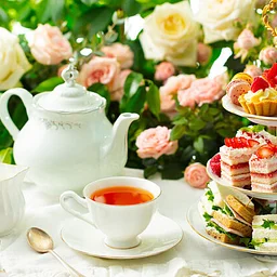 Tea and Cake with Aagje Swinnen
