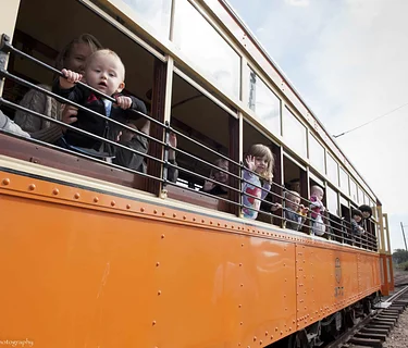 Scenic Trolley Rides & Craft Activity for Mother’s Day