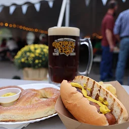 Oktoberfest Brats – SpareTime