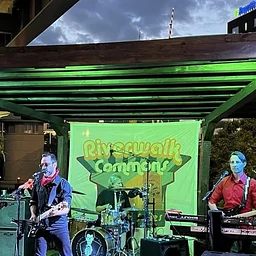 Riverwalk Commons Concert Series: Radio Radio