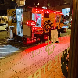 Food Truck: Tha BirdMan 919