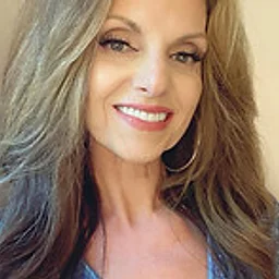 COLLEEN MARSHALL