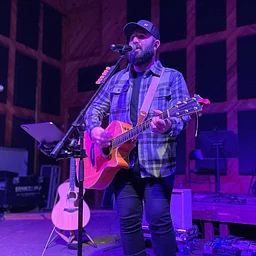Singer/Songwriter – Nick Zamora