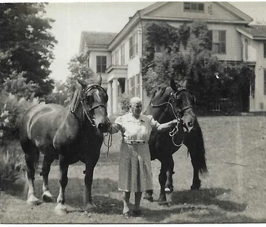 Farm Businesses in the Nineteenth Century:  A Walking Tour of the Dudley Farm