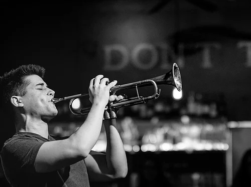 In Concert on Downtown’s Transit Mall – Pablo Rivarola at Pendleton