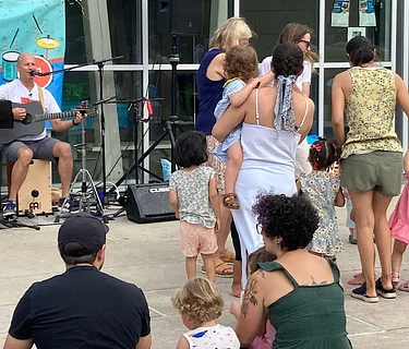 Fun Saturday Morning: Rainbow Party featuring Jumpin’ Jams