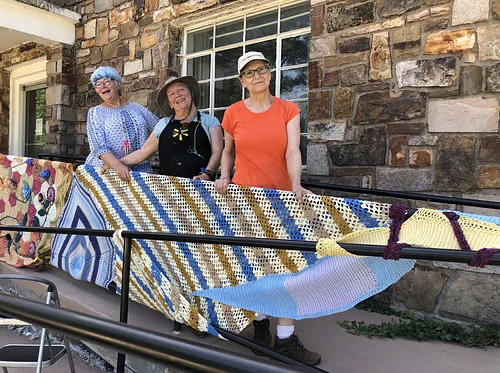 Ozark Folkways Yarnbombing