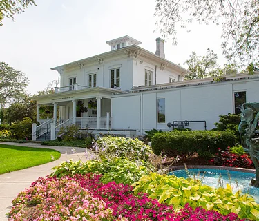 BOX ART KITS: Earth Day—Recycled Floral Fun